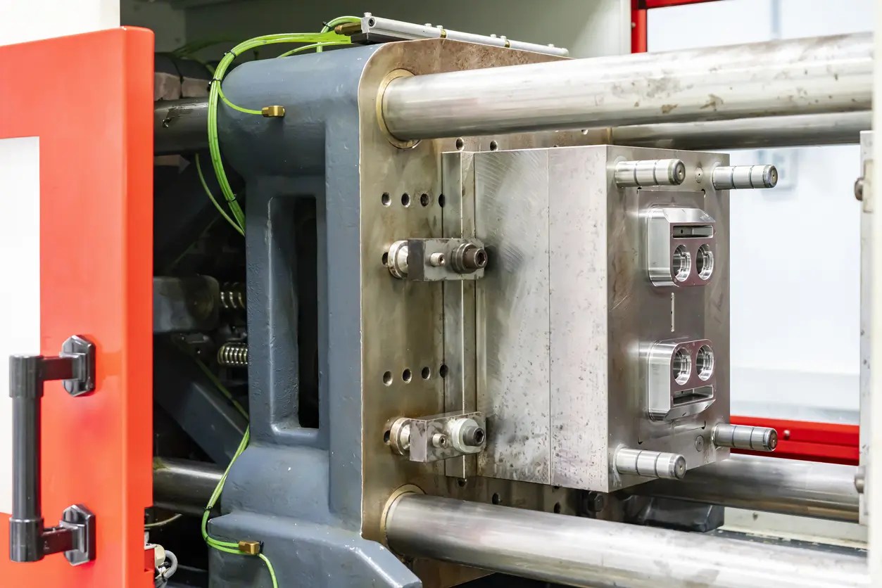 custom plastic injection molding