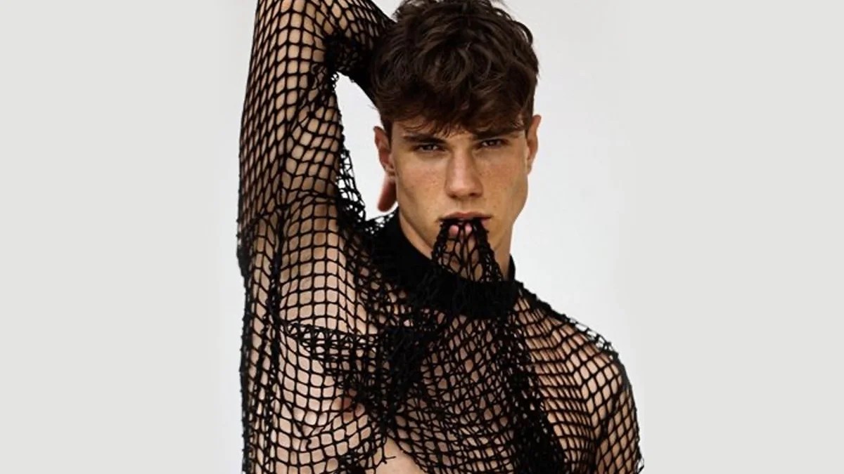 Italy’s Most Handsome Man” Chooses Priesthood Over Modeling