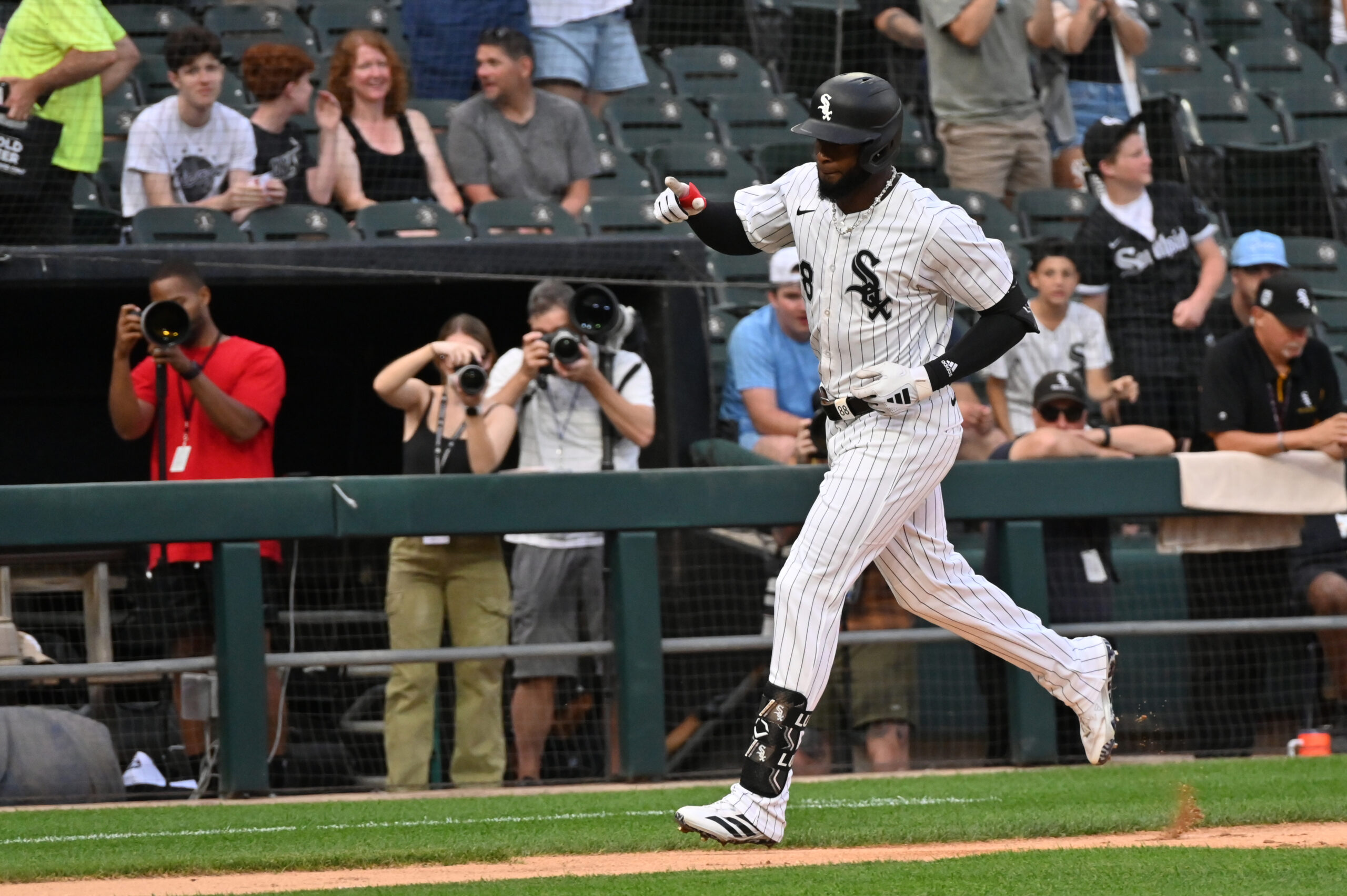 Mets Acquire Luis Robert Jr. - Full Trade Breakdown & Analysis (2026)