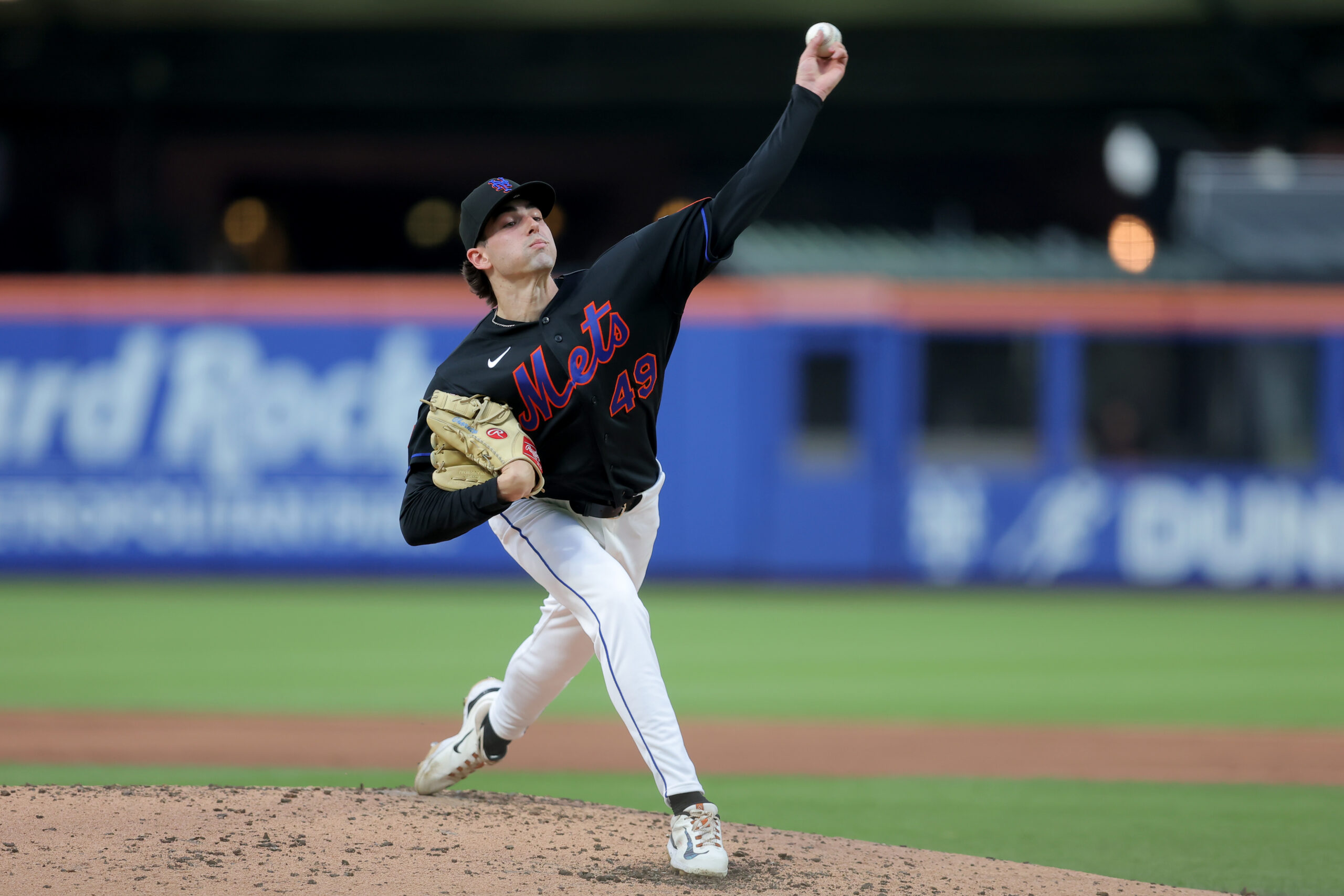 Zach Thornton's Breakout Performance: Can He Save the Mets' Rotation? (2026)