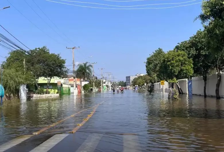 Enchentes de 2024 no RS atingiram mais de 2,3 milhões de domicílios