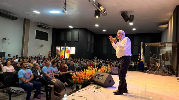 Jerson Domingos destaca integração de políticas públicas para a primeira infância