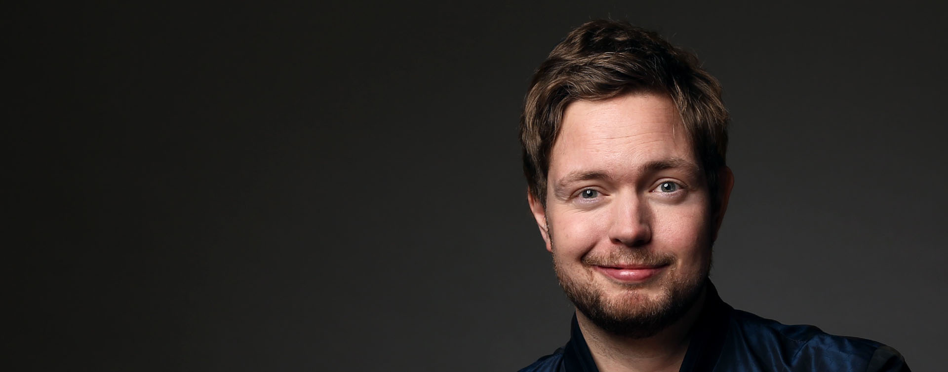 Auf dem kopf hat und von seiner frau nadja, die ihn täglich rettet, meist vor sich selbst. Bastian Bielendorfer Lustig Aber Wahr Meyer Konzerte