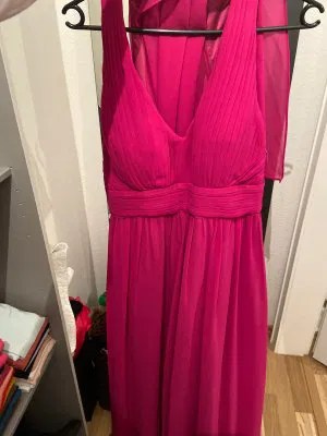 C A Kleider Gunstig Kaufen Second Hand Madchenflohmarkt