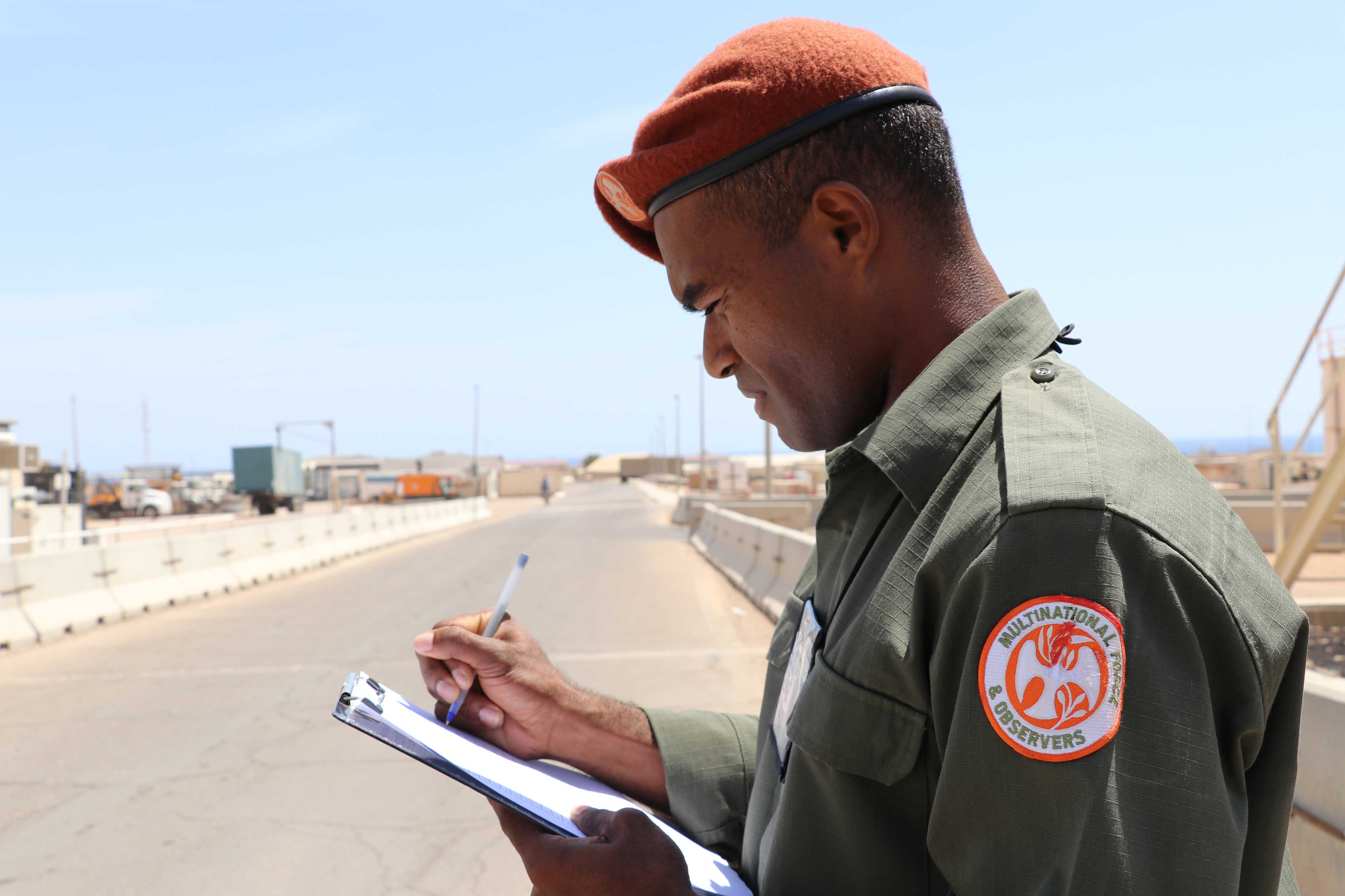 Mfo News Media - Premium Dark Wallpaper Gallery - HD