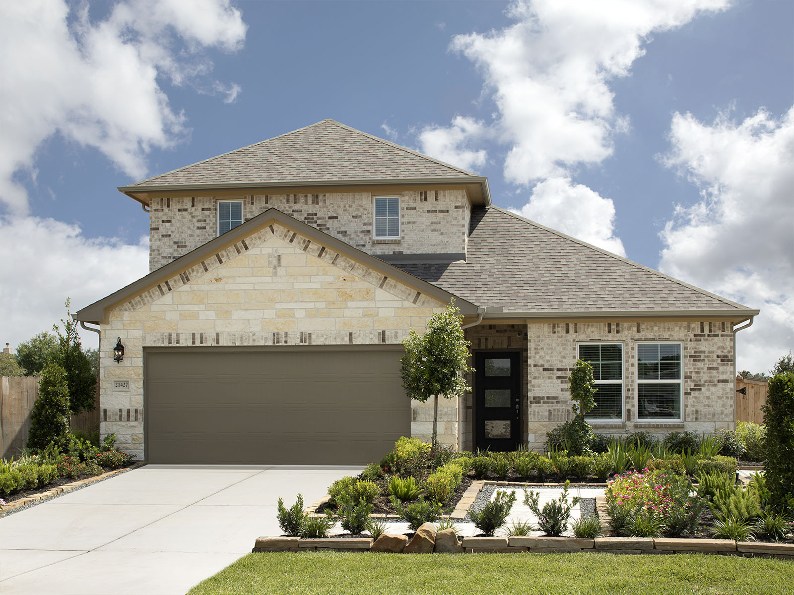 What credit score is needed to buy a 300k house? leia aqui: what is a