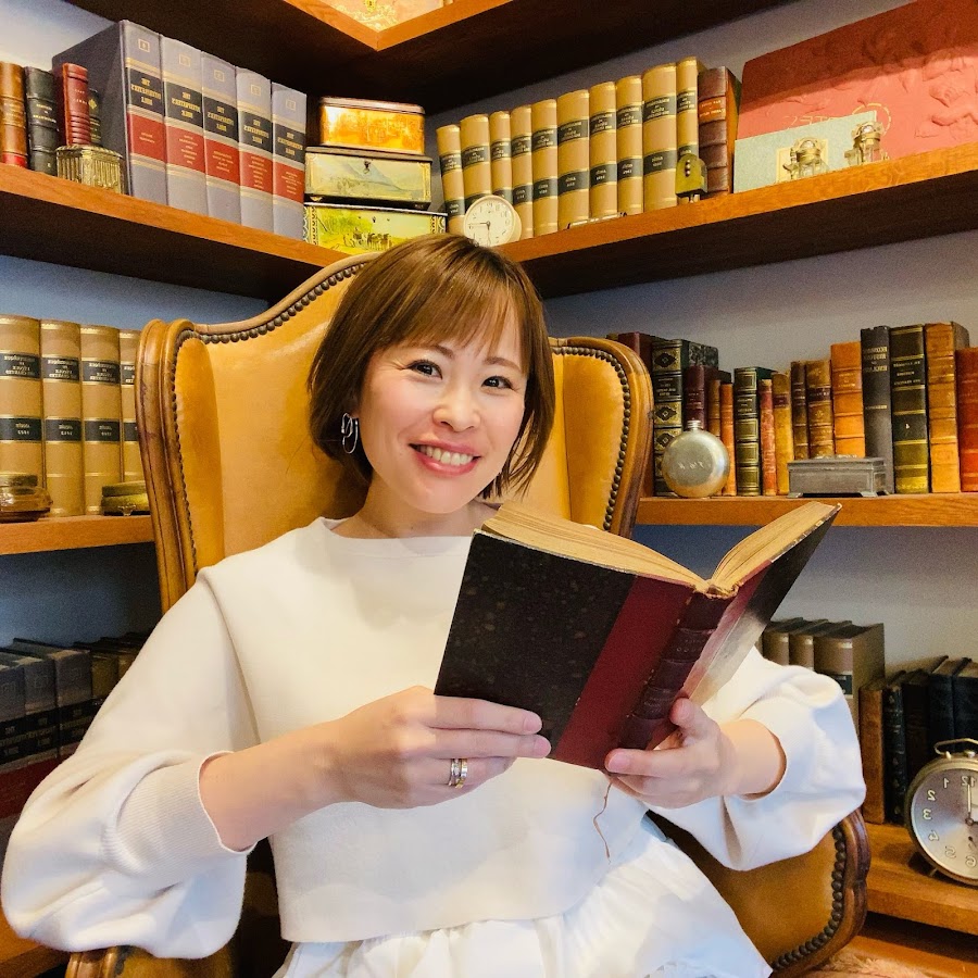 YouTube【魔法使いの学校】吉岡純子の会社は？病気は？現在は？ブログ