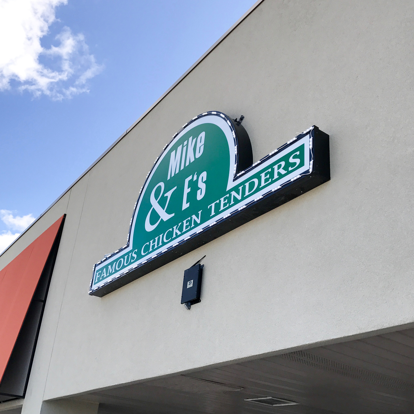 mikeandesclintontwp03 Michigan Chews & Brews