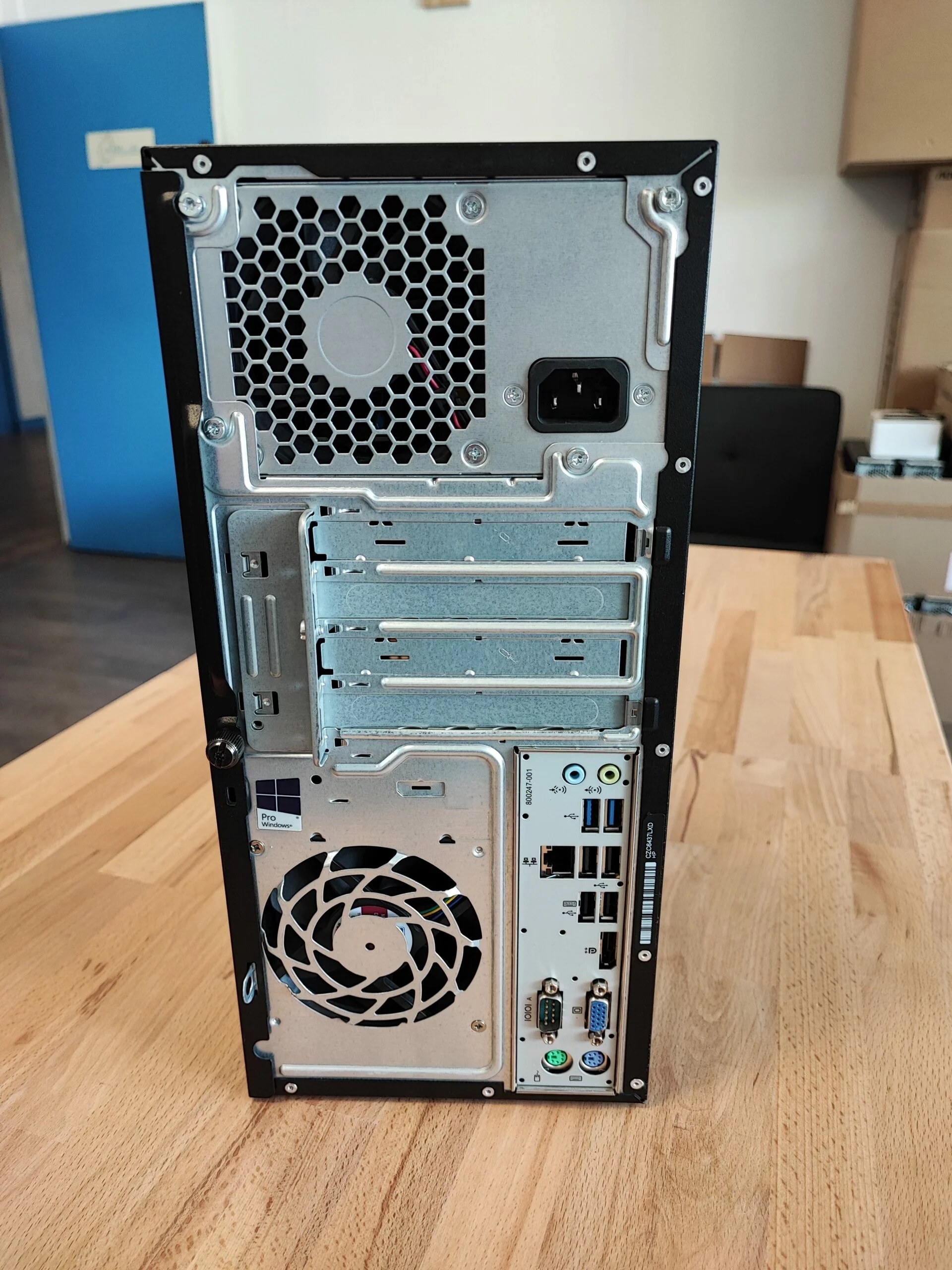 HP ProDesk 400 G3 Core i3 6100T ② HP ProDesk 400 G3 - SFF