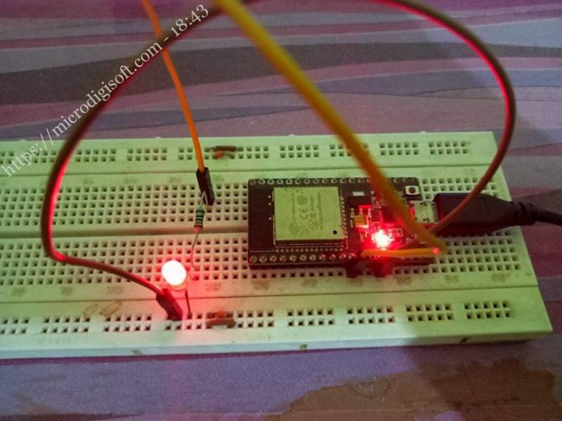 Esp32 Esp8266 Pwm With Micropython Dim Led - Light Backgrounds - Premium Ultra HD Collection