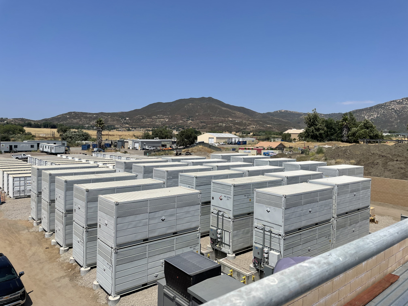 Sandrini Energy Storage Adds 92 MW of Battery Capacity Beside 300 MW California Solar Site