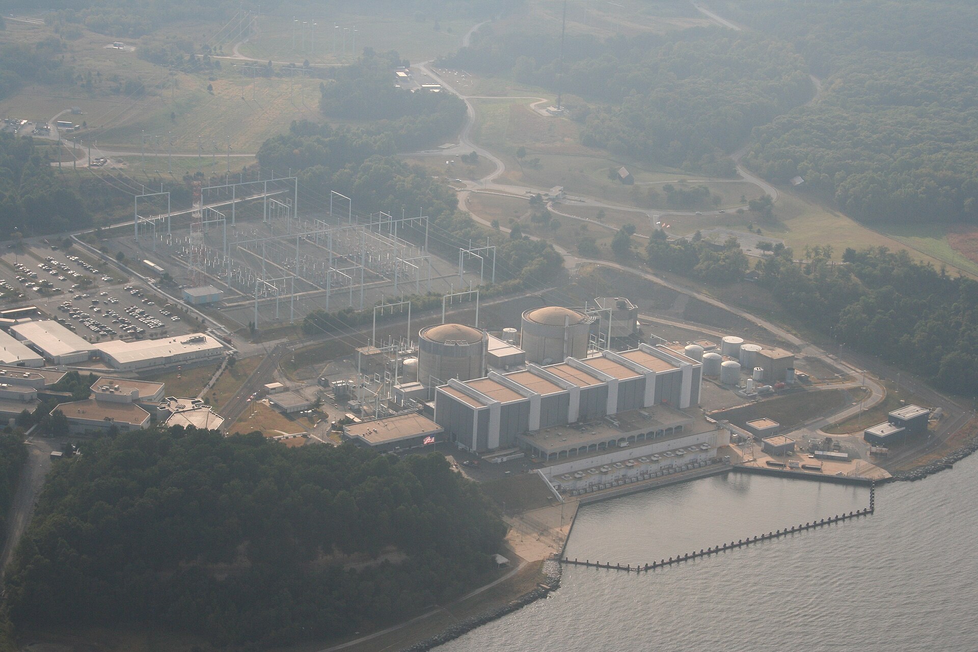 Amazon and Constellation Sign 690 MW Nuclear Deal to Expand Calvert Cliffs
