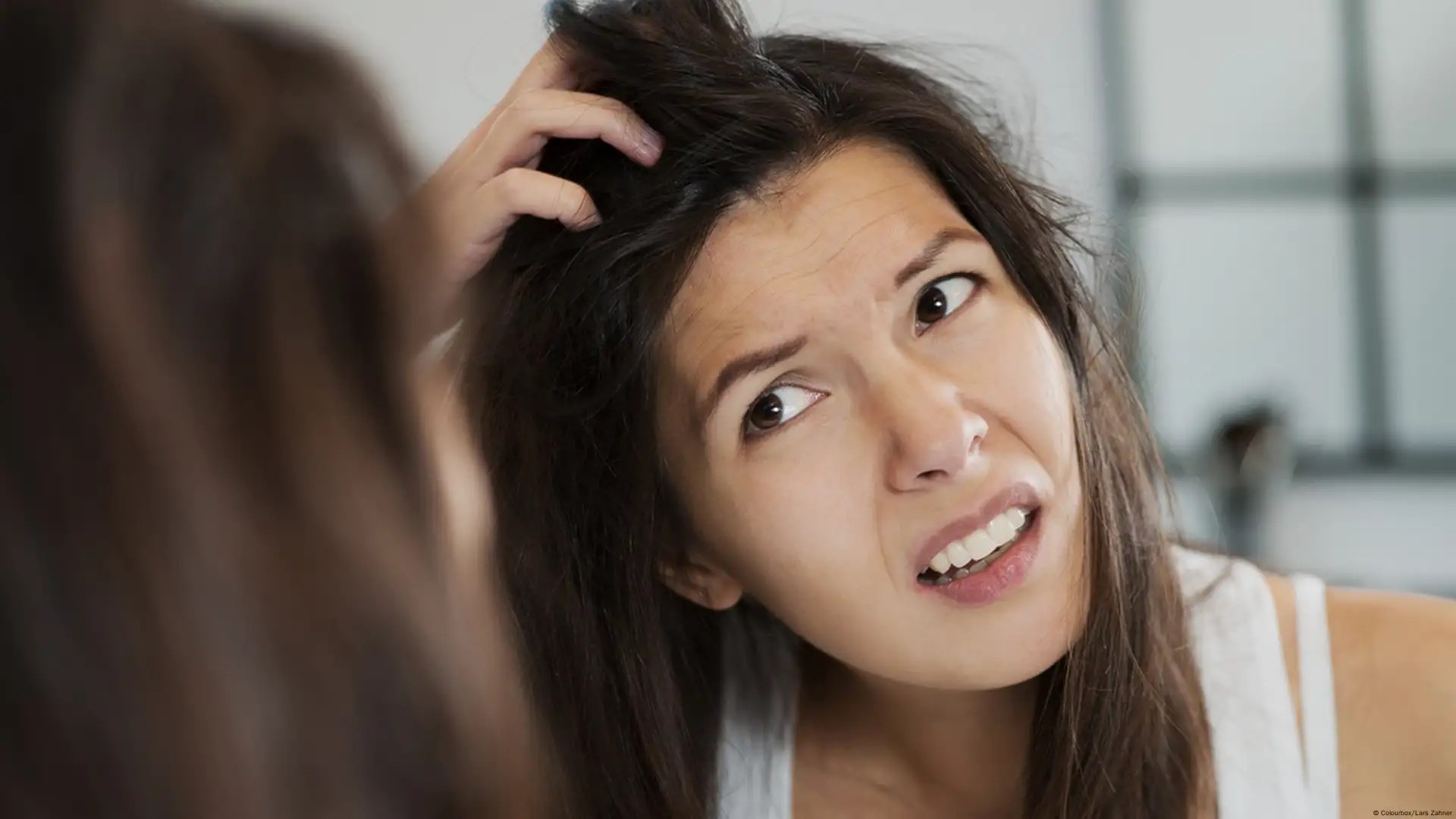 3 وصفات طبيعية سحرية لمكافحة تساقط الشعر