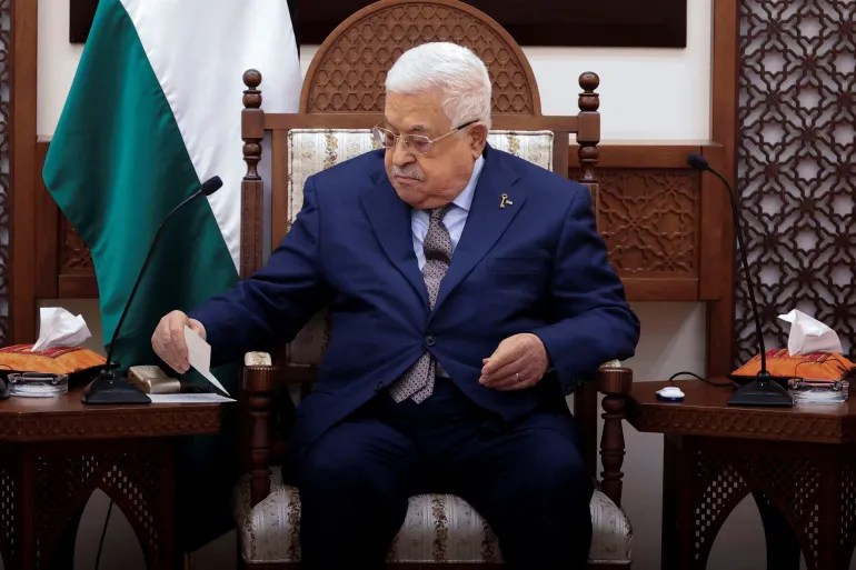 توضيحات قانونية حول الإعلان الدستوري للرئيس الفلسطيني