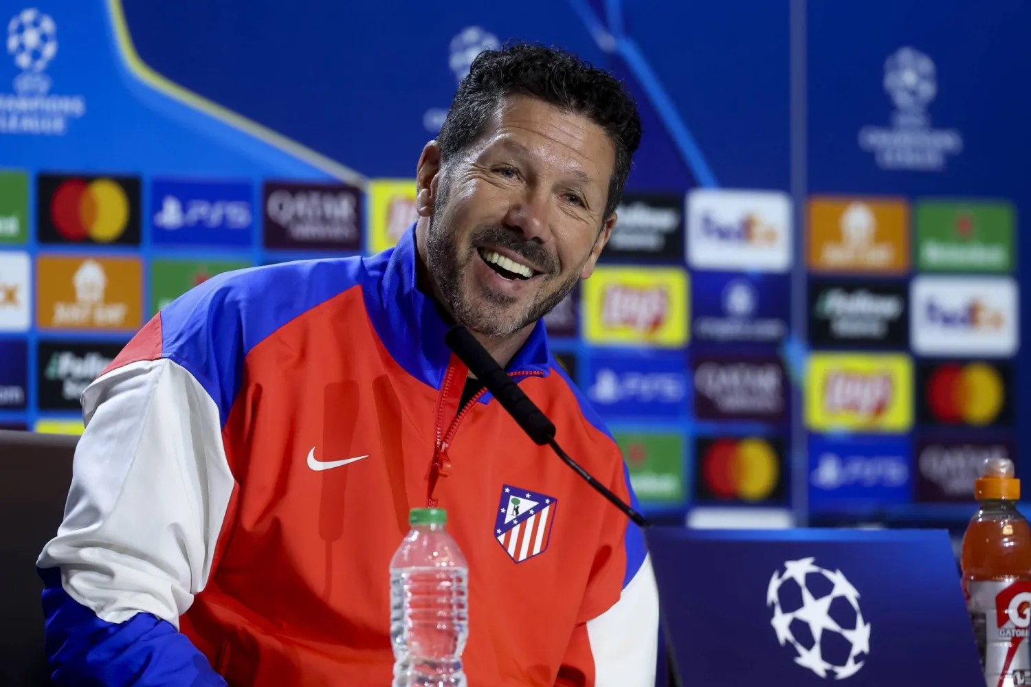 منافس صعب.. ماذا قال سيميوني للاعبيه قبل مواجهة ريال مدريد في دوري أبطال أوروبا؟