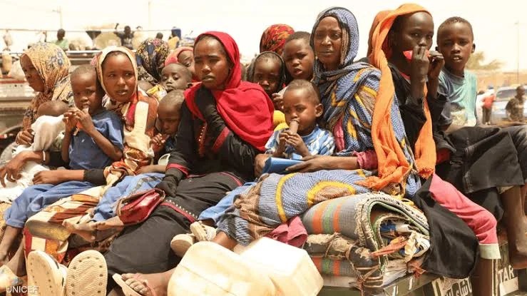 ببن الحر والجوع.. اللاجئون السودانيون في تشاد يواجهون ظروفًا قاسية