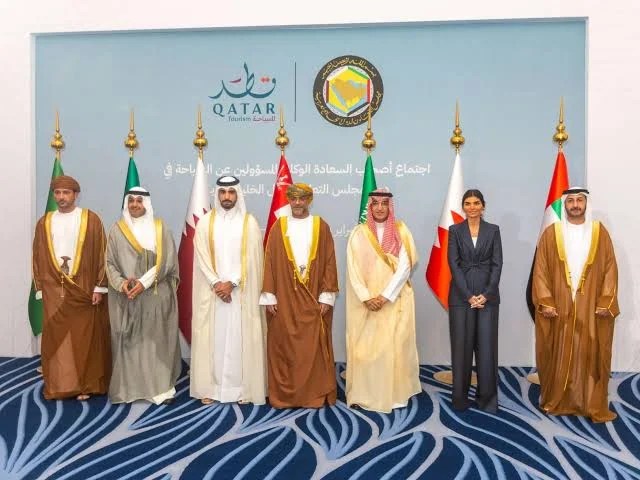 إيران تجمّد التعاون النووي.. وتفتح باب المواجهة مجدداً مع الغرب