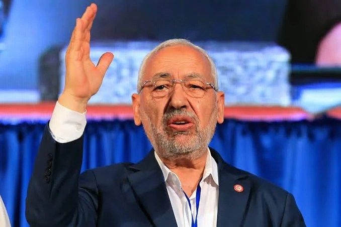 تونس في قبضة المحاكمات الثقيلة.. الغنوشي وآخرون بين تهم الإرهاب ومواجهة السلطة