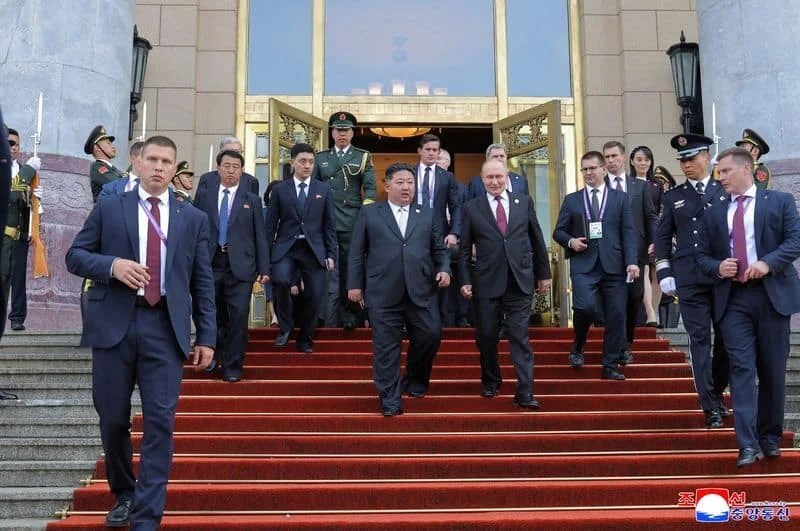 الحرب في أوكرانيا خلقت تحالفاً جديداً بين موسكو وبيونغ يانغ؟
