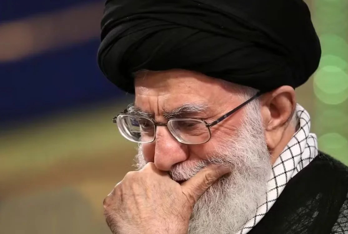 كيف بدأت جنازة المرشد الأعلى الإيراني الراحل علي خامنئي؟