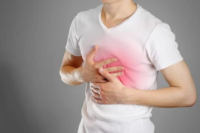 حرقة المعدة تفسد يومك؟.. 5 طرق منزلية لتخفيف الحموضة