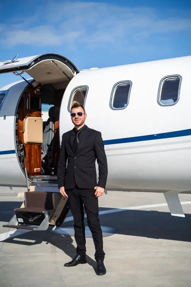 After One Night With His Mistress He Came Home Smiling But His Pregnant Wife Was Already Boarding A Private Jet