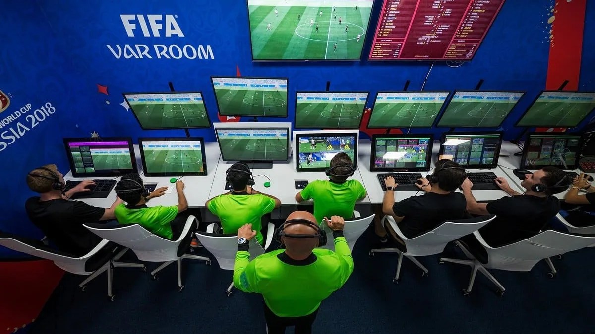 Fifa analisa aumento do uso do VAR no Mundial de 2026 | Mídia Bahia