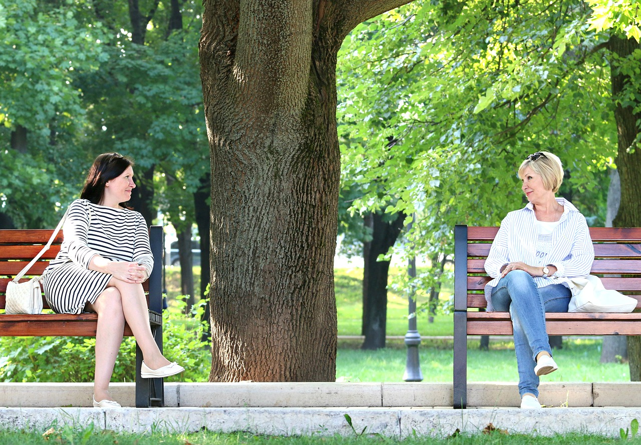 The Profit of Park Days for Homeschool Moms