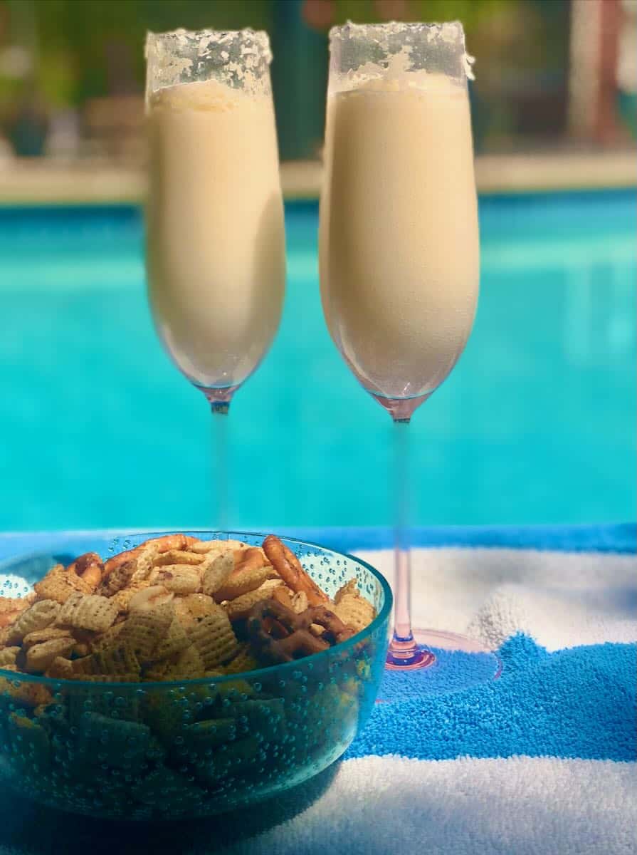 Piña Colada Spritz: A Sparkling Twist on the Classic
