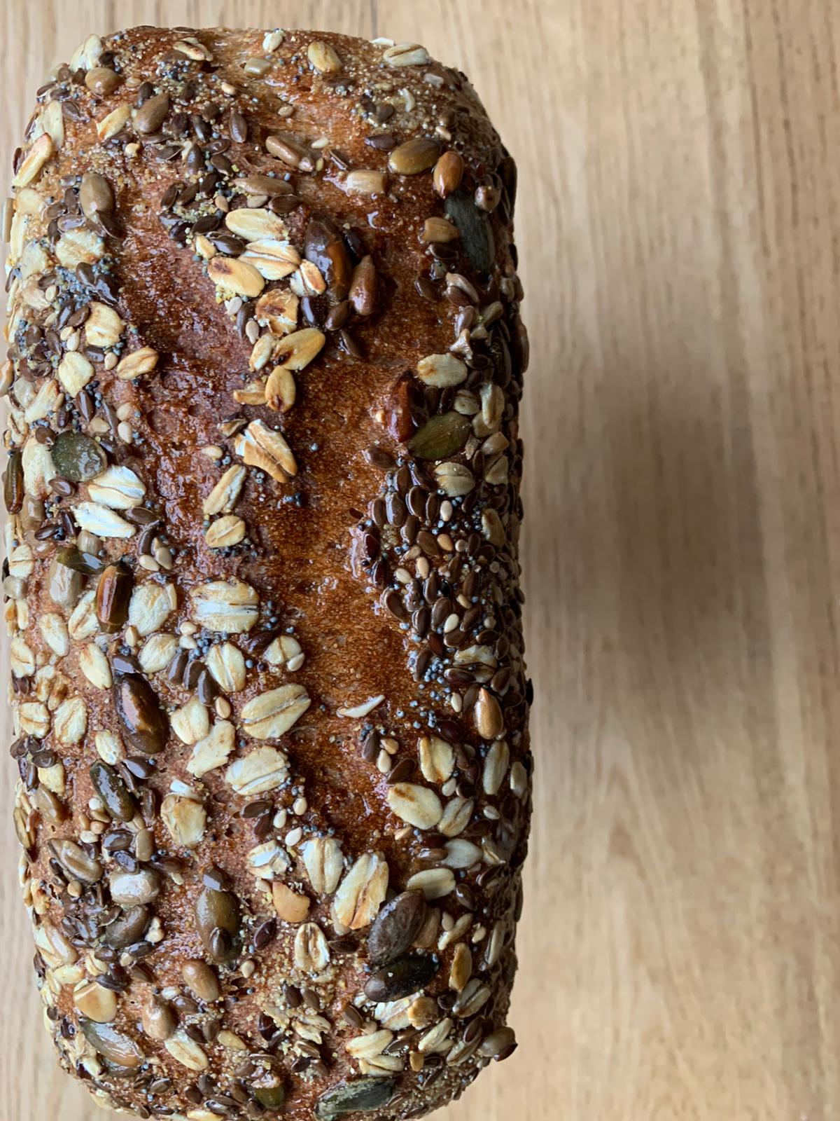 pane con miele e semi