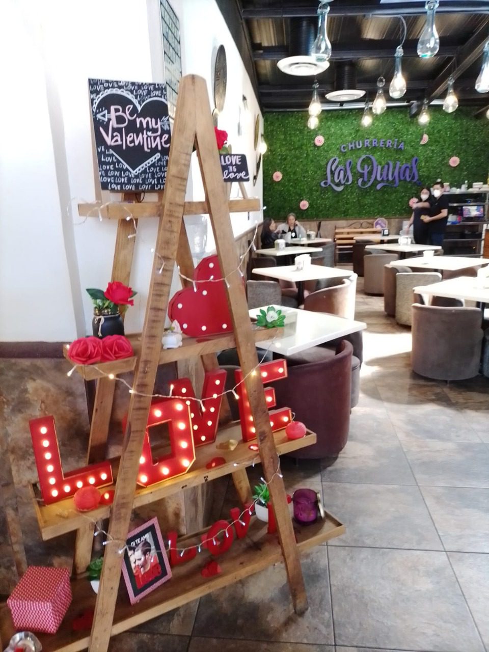 Logran restaurantes incremento del 40% en ventas por San Valentín