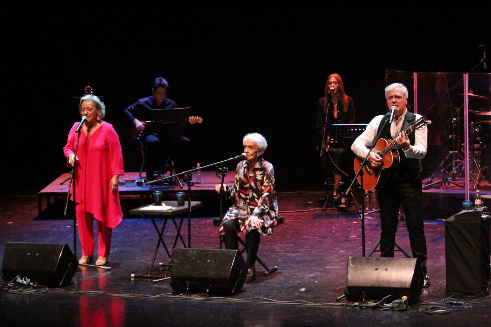 Leoneses tienen viaje musical con El Consorcio