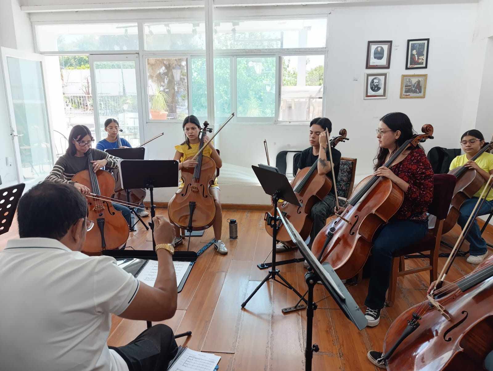 León contará su historia a través del violoncello