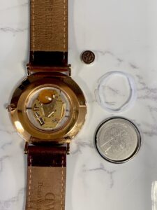 【美品】MHL 腕時計　バンド2本付　電池新品交換済 楽天市場】マーガレットハウエル ベルト（腕時計）の通販