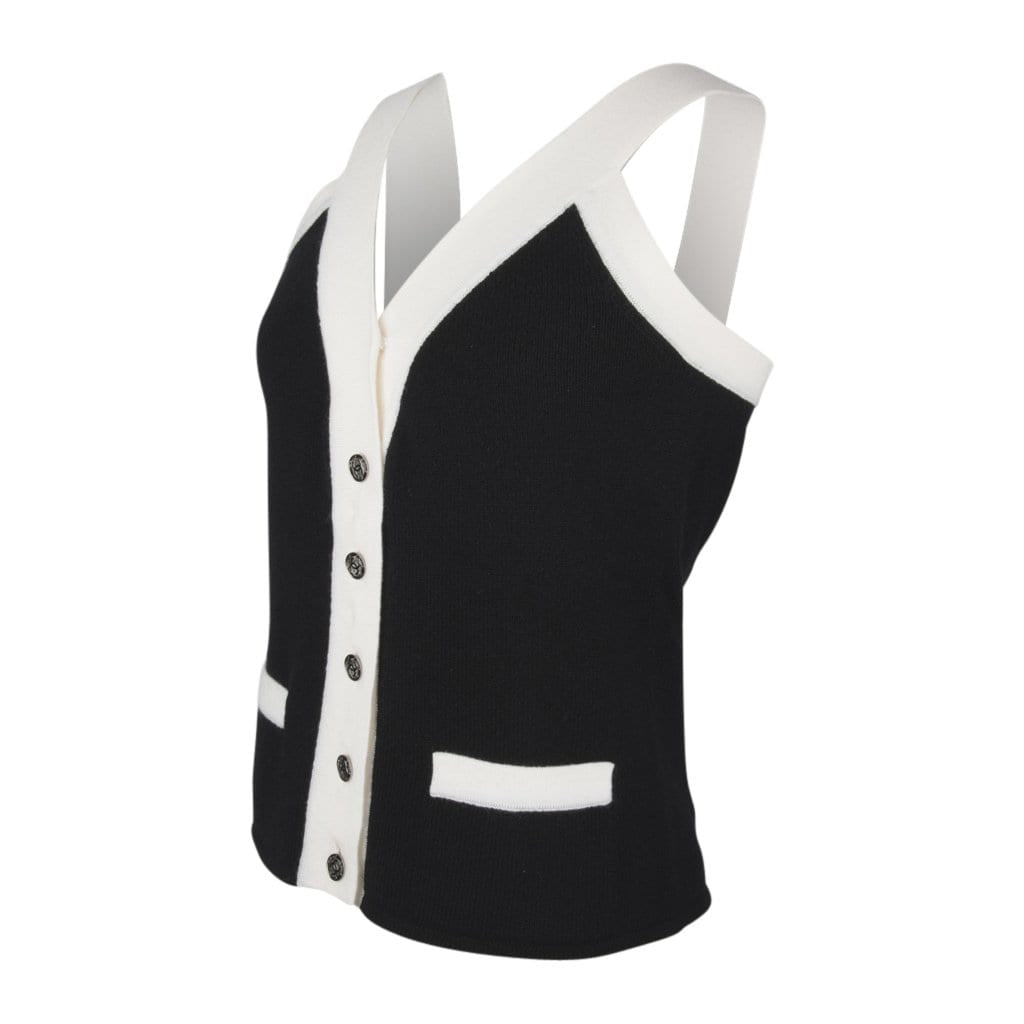 Chanel 06A Top Cashmere Black Off White Trim Great Buttons 42 / 8