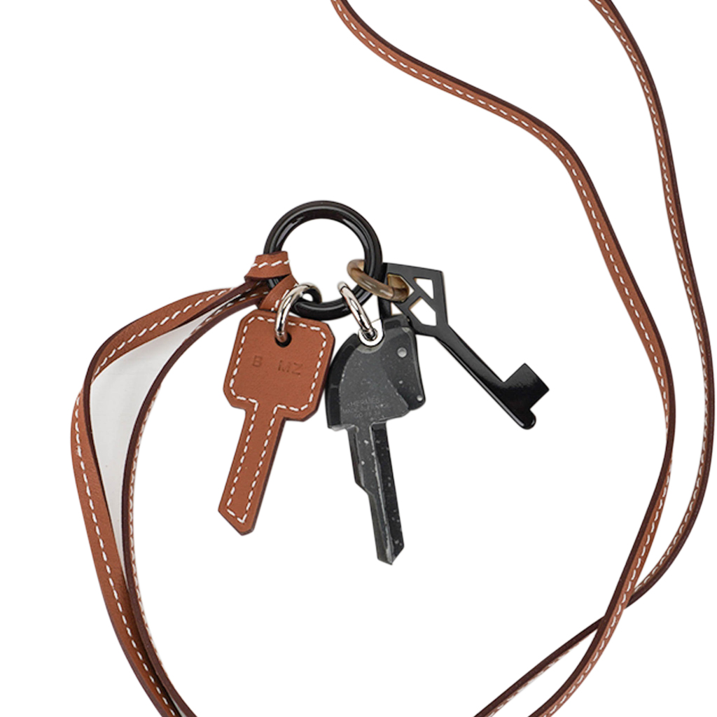 Hermès Clés Long Necklace Horn So Black Swift Leather | Mightychic