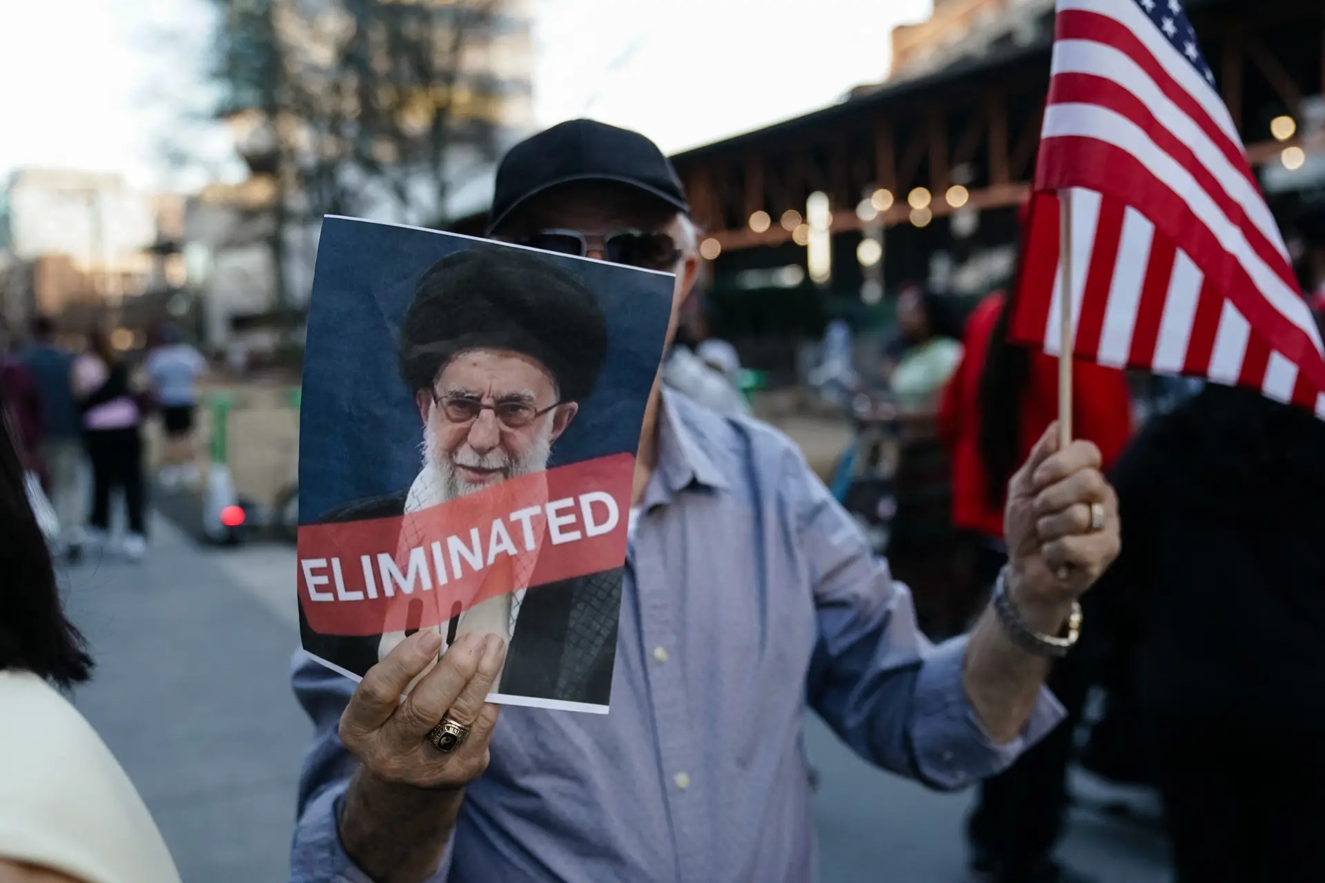 Trump confirma la muerte del líder iraní Jamenei en ataque con Israel