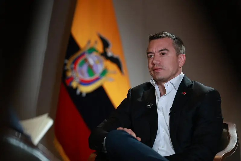 Noboa responde a Petro sobre bombardeos de Ecuador en Colombia: «sus declaraciones son falsas»