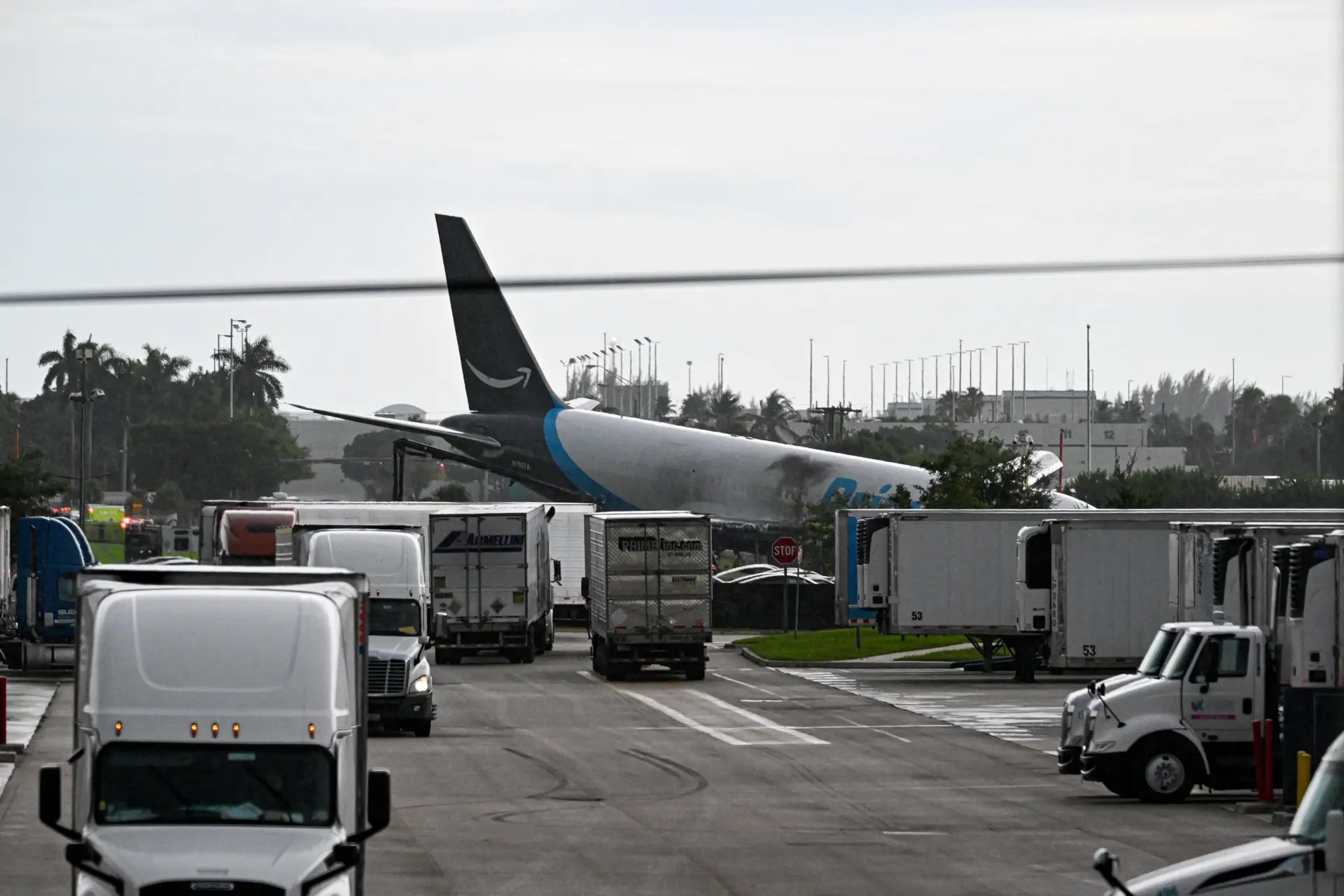 Un avión de carga se accidentó en Miami