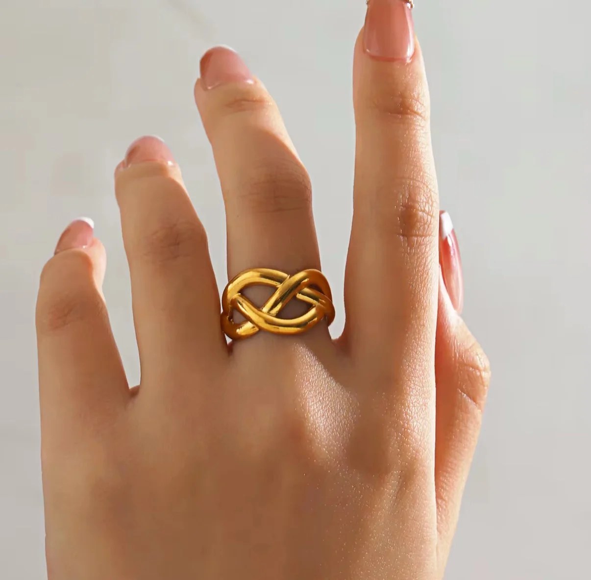 Kiara Adjustable Ring