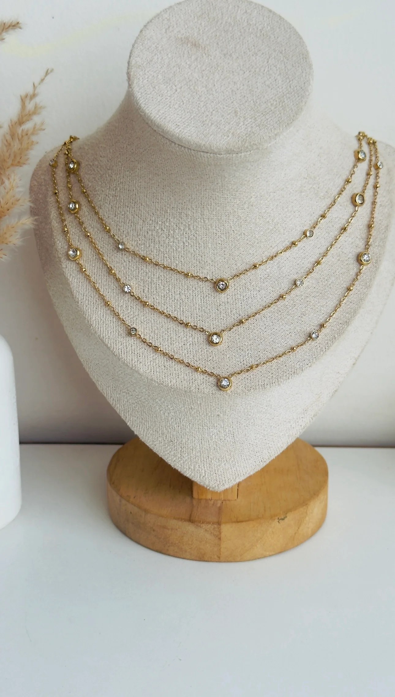 Triple layered necklace