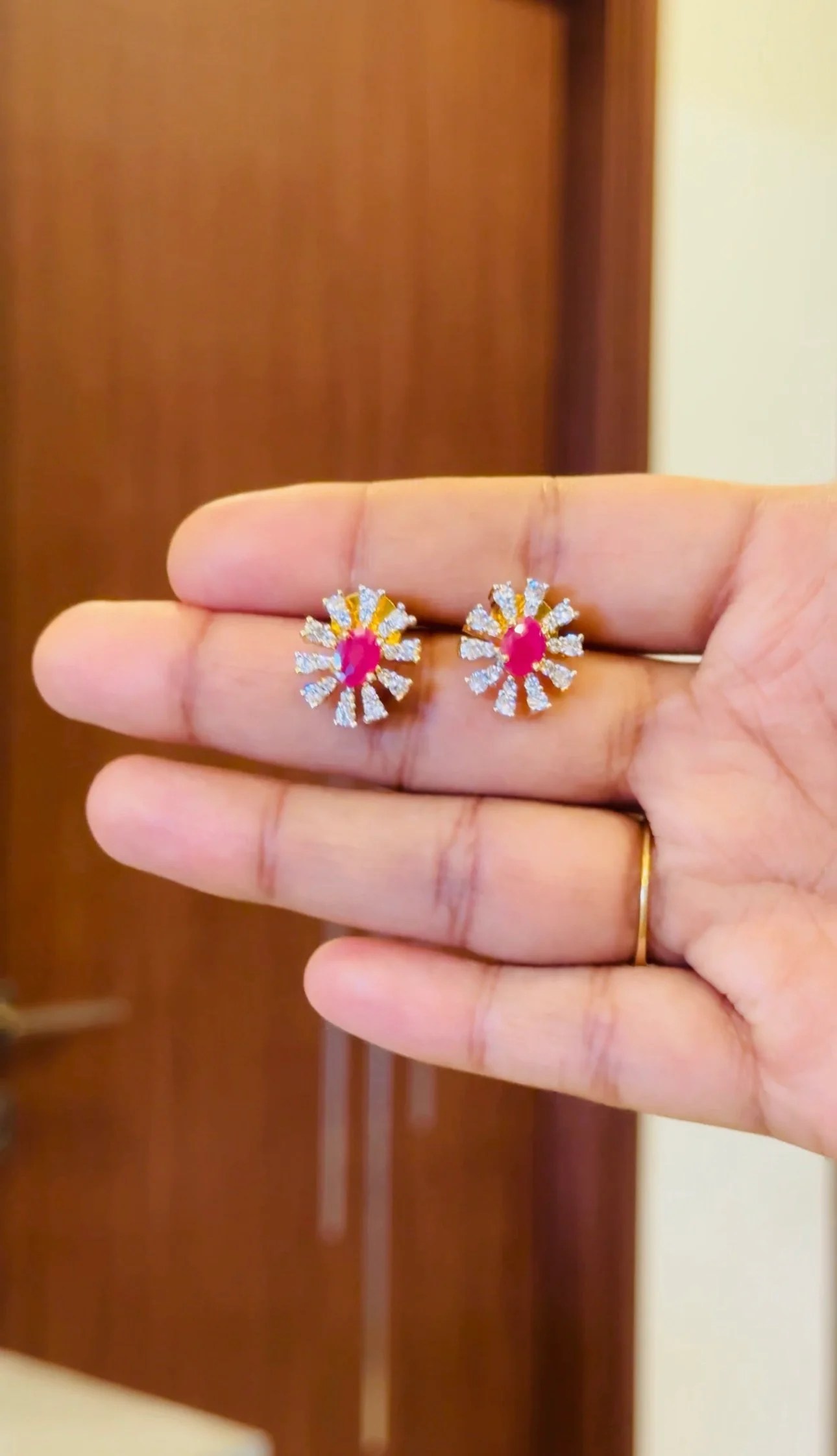 Diamond replica pendant set (ruby)