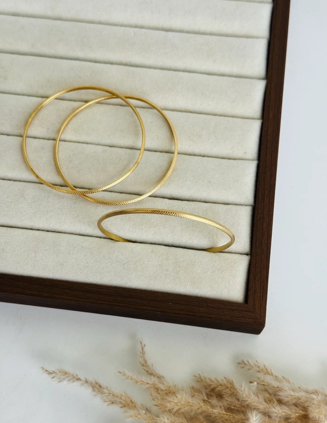 Mira Gold Stack (set of 3 pc bangle)