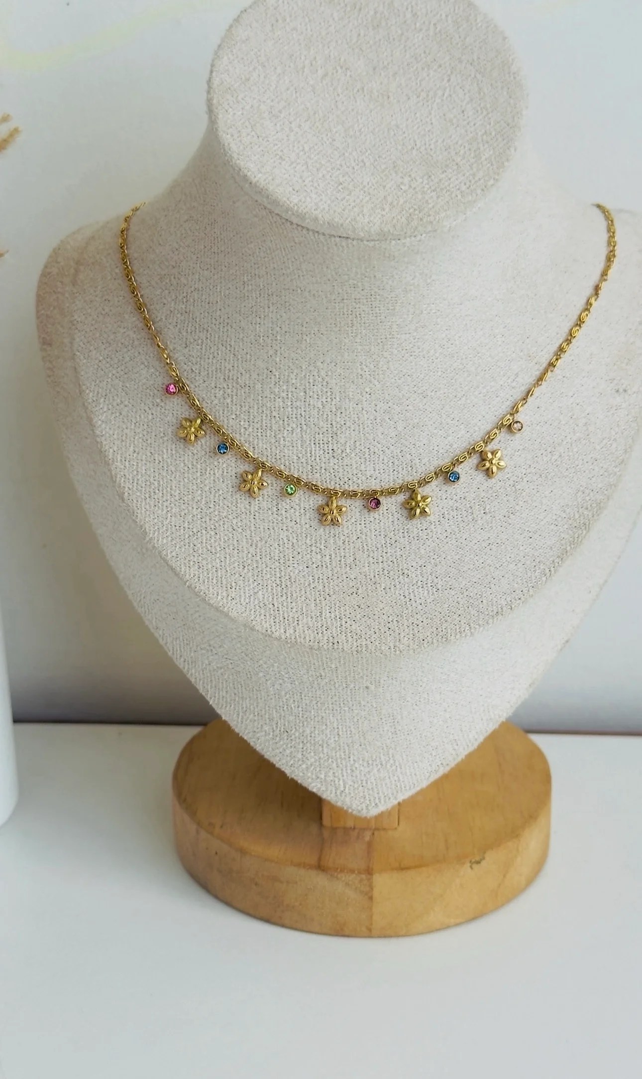 Charming necklace