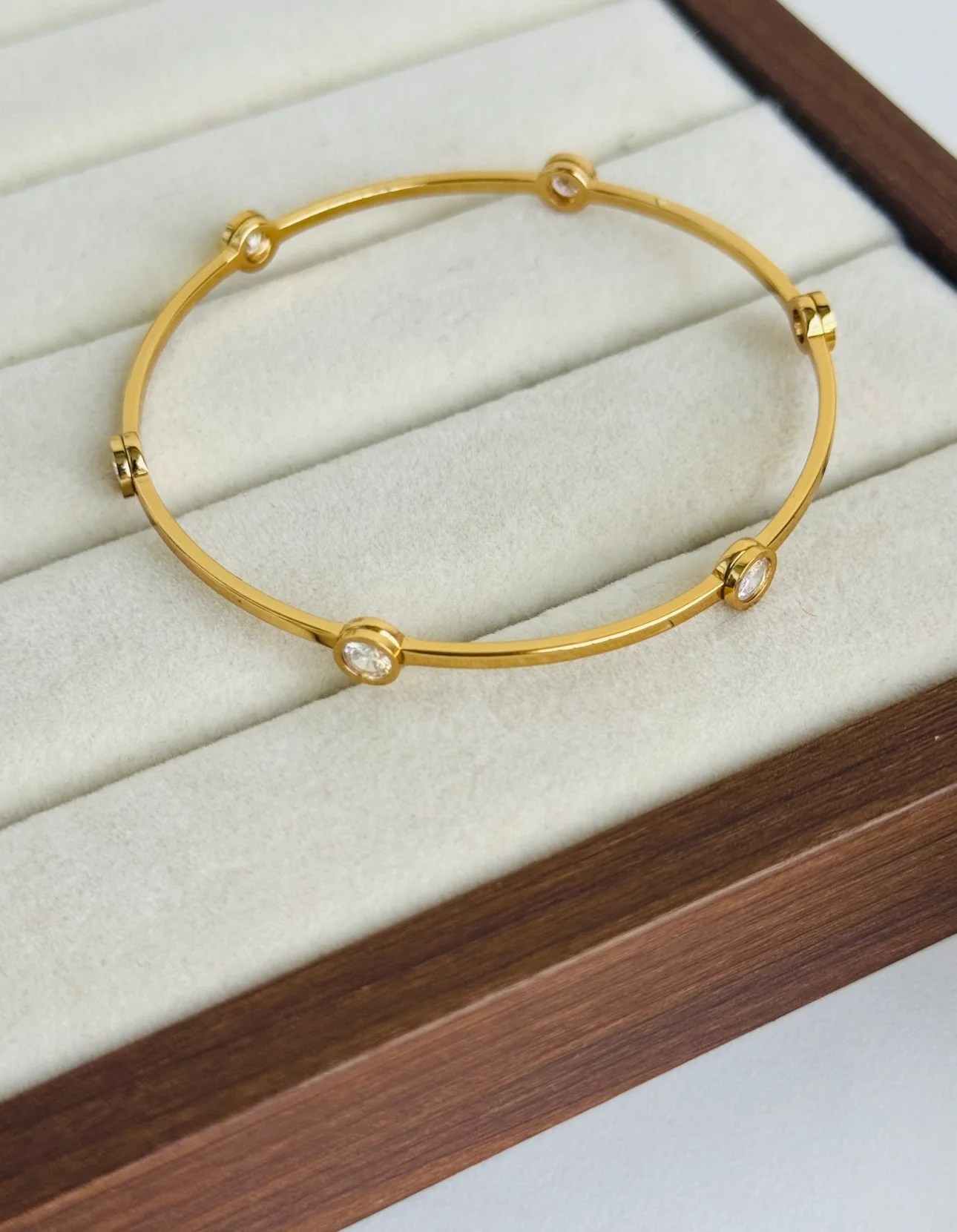 Aura Stone Bangle