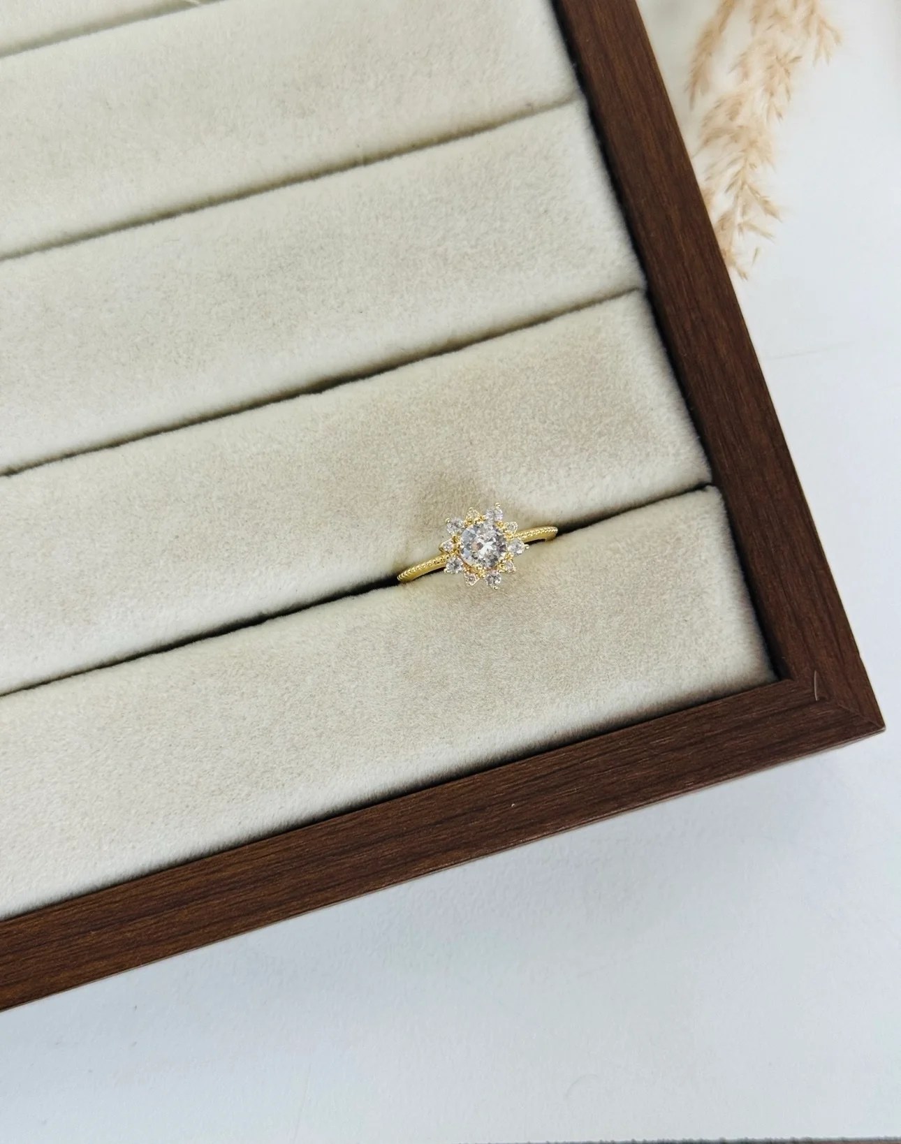 Arabella Ring