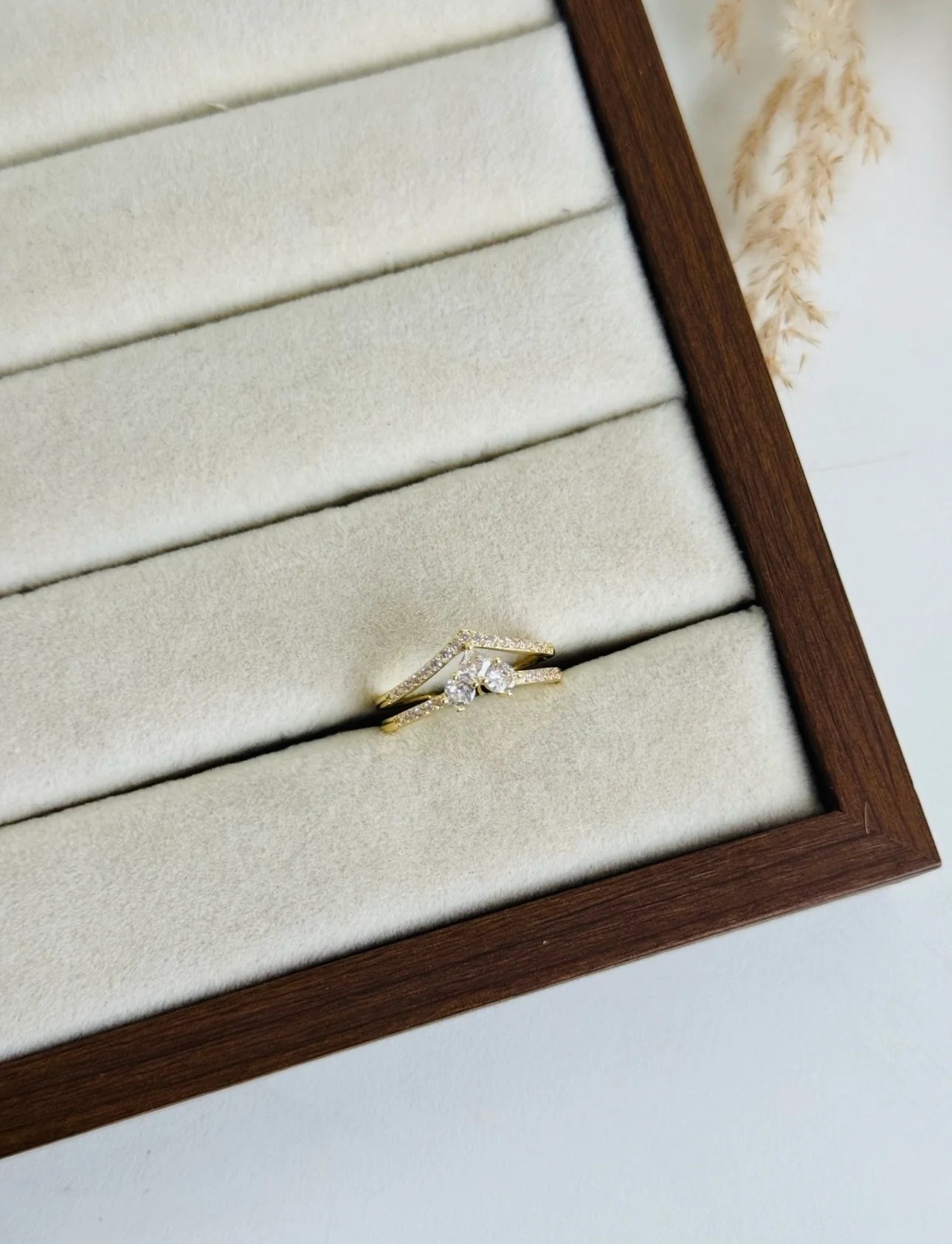 Elara Ring