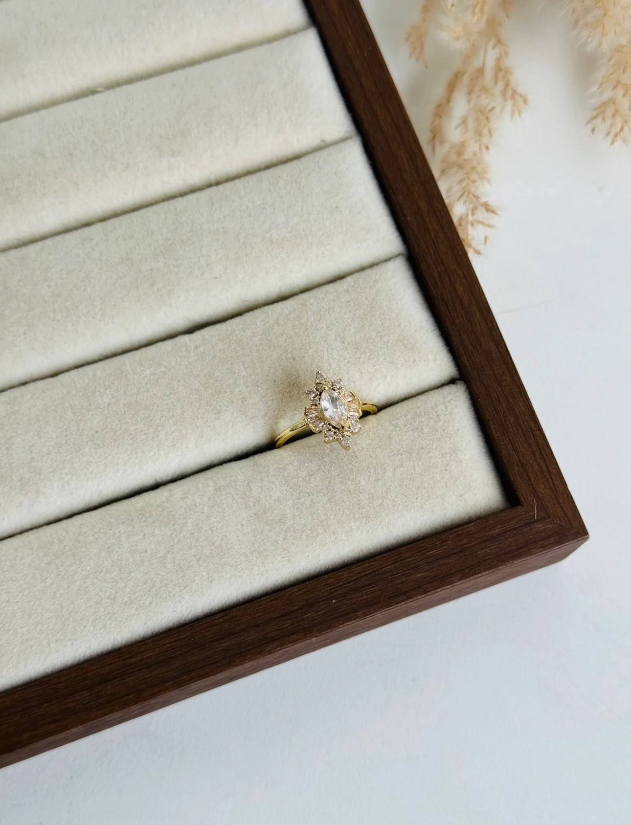 Luxe Radiance Ring
