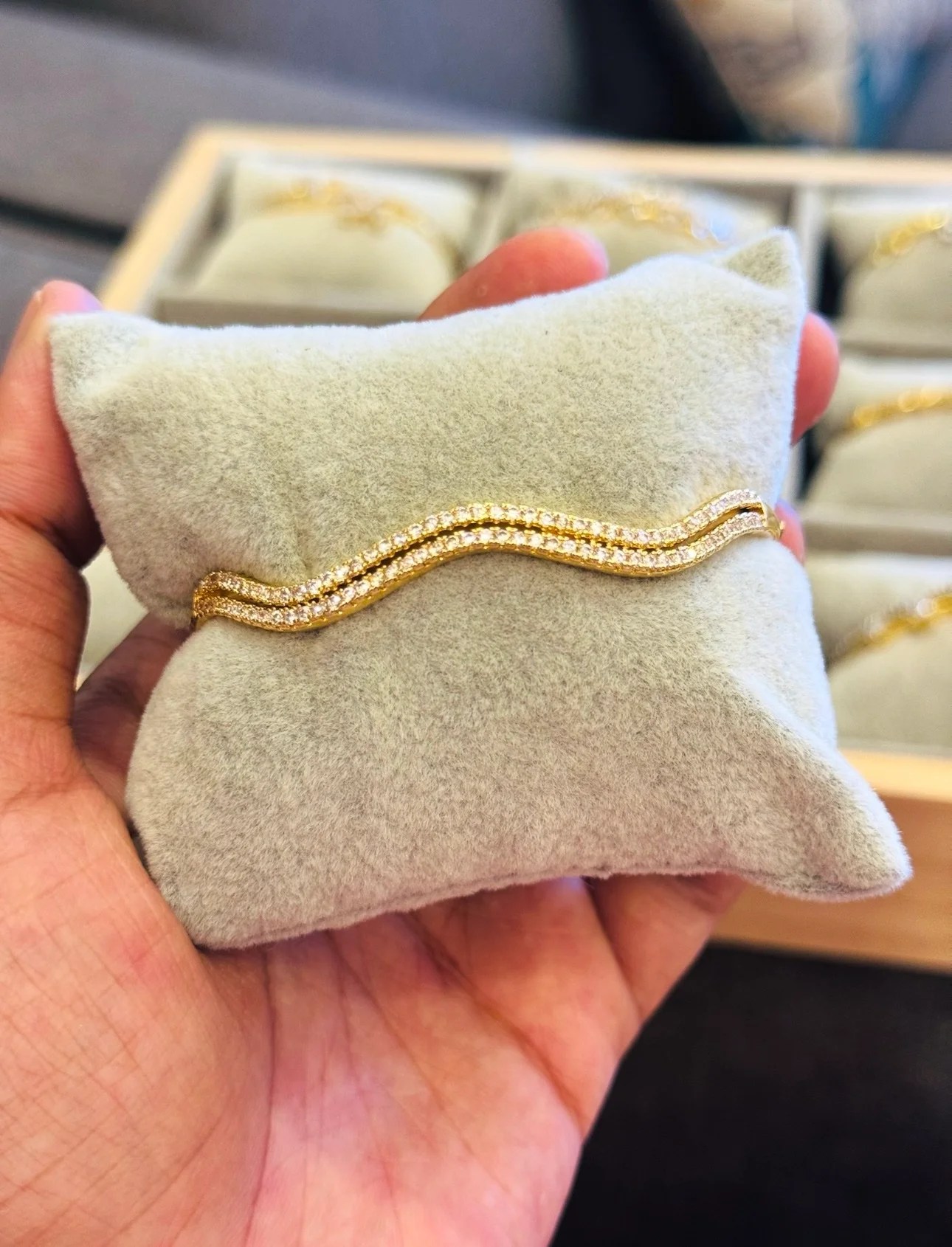 Majestic Glow Bangle