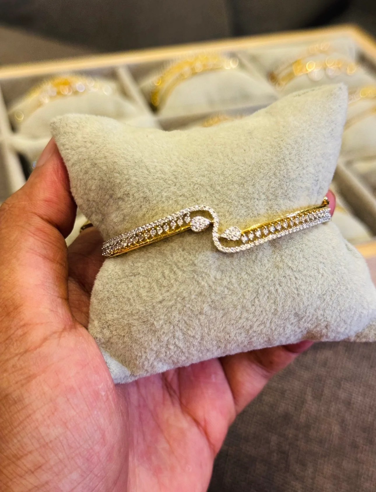 Diamond Replica Serena Clip Bangle